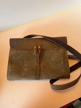 Women's Brown Leather Crossbody Messenger Bag
